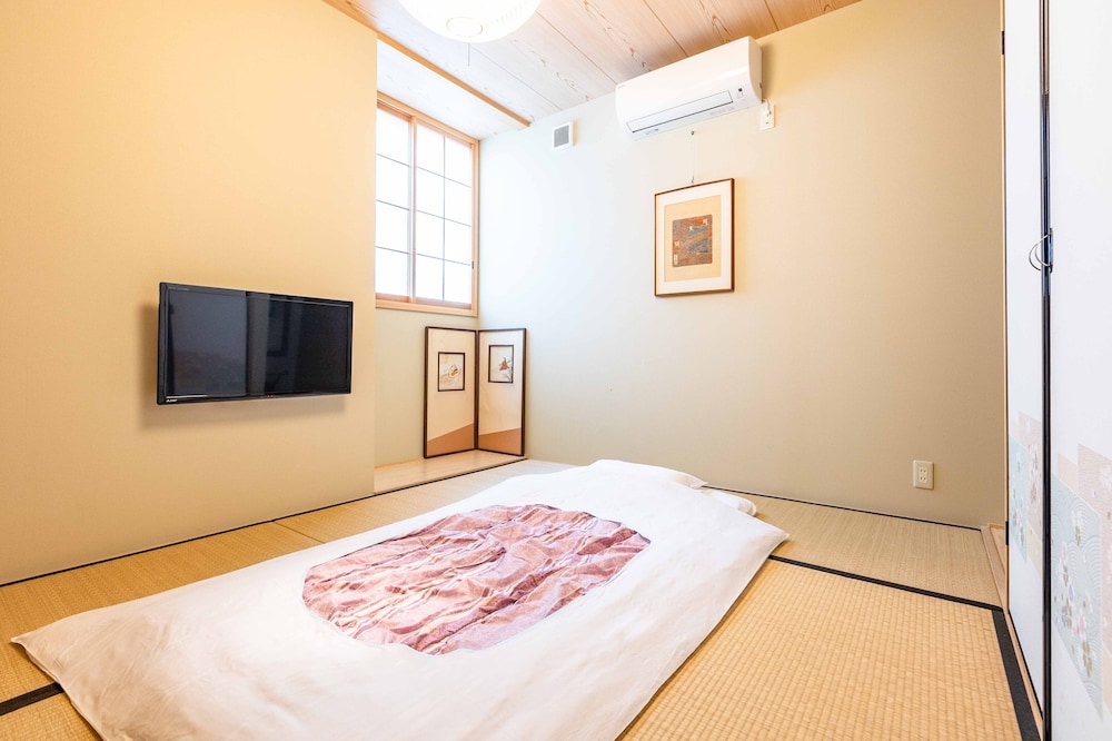 add chaganju - Hostel
