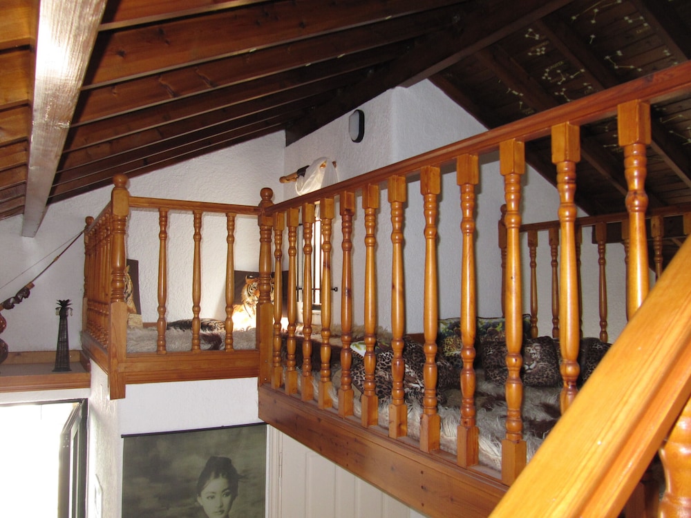 Castellino Studios