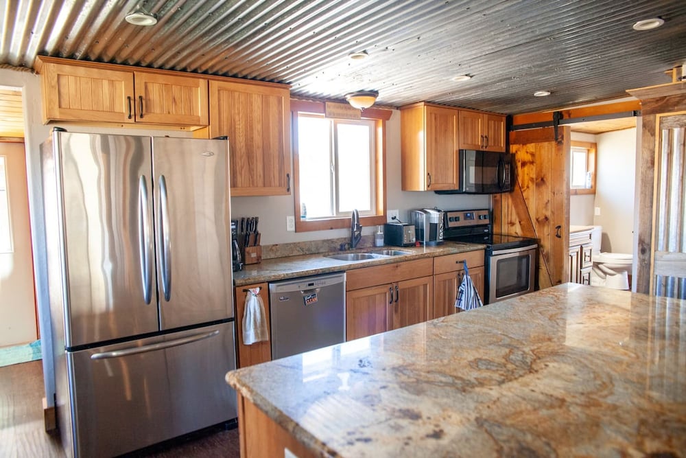 Zebra Rustic Retreat 3BR Home on Zebra Ranch