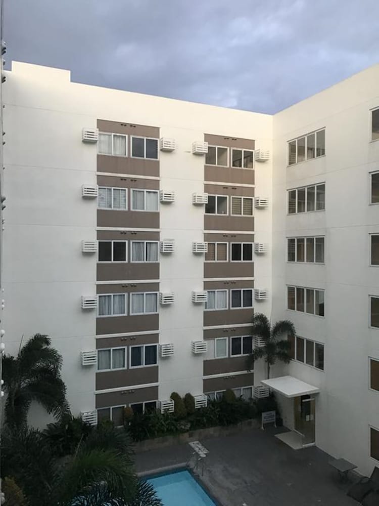 Stanford Suites