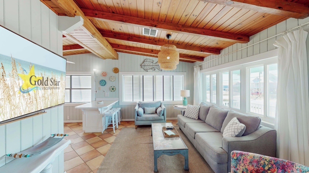 Charming 3br/2ba Boho Beach Cottage in Gulf Shores