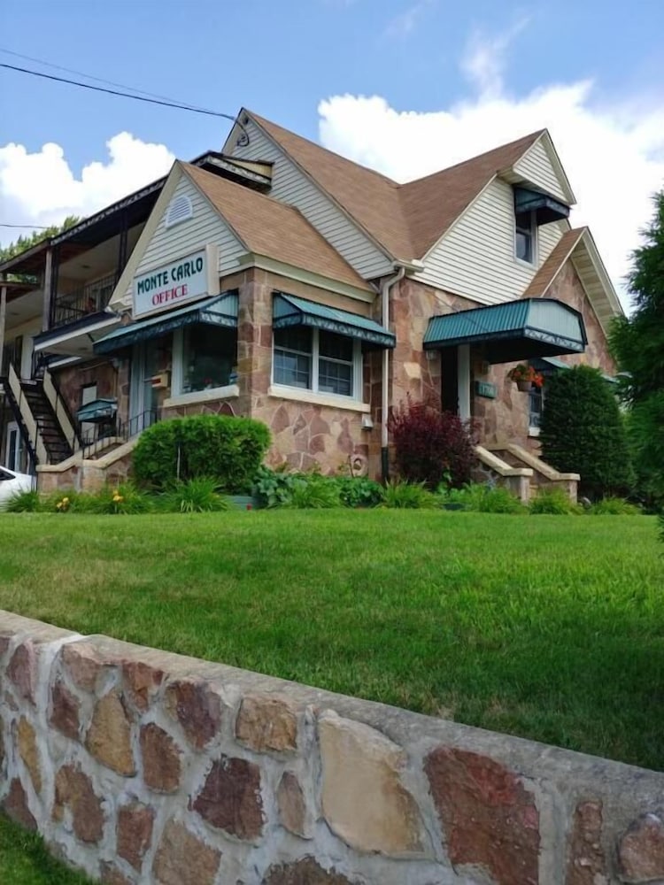 Cornwall Vacations - Monte Carlo Motel - Property Image 5