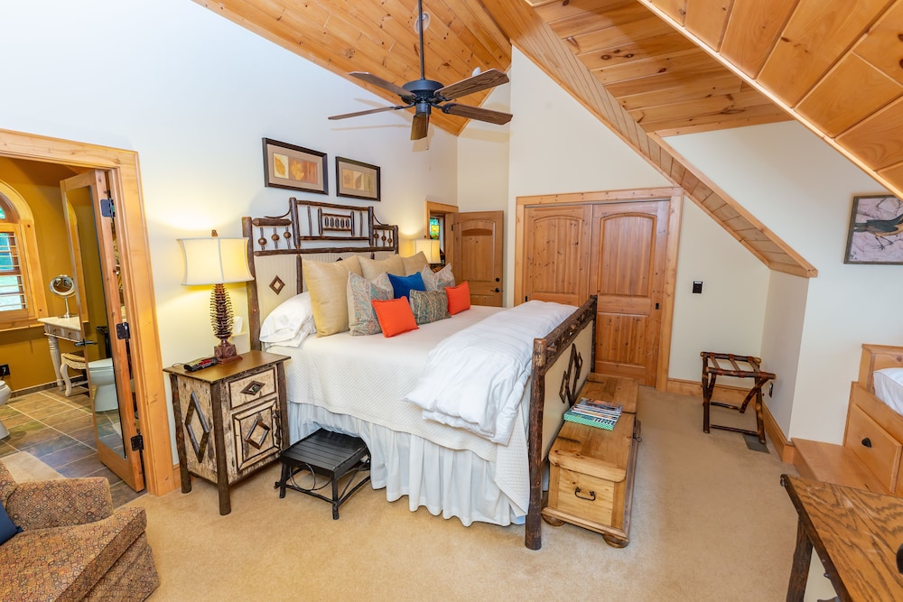 The Lodge at River Run