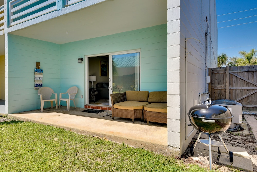 Florida Getaway - Balconies, Grill & Near Beaches!