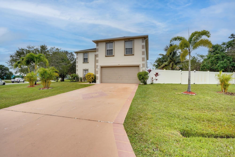 Family Gem in Port St Lucie w/ Backyard & Pool!