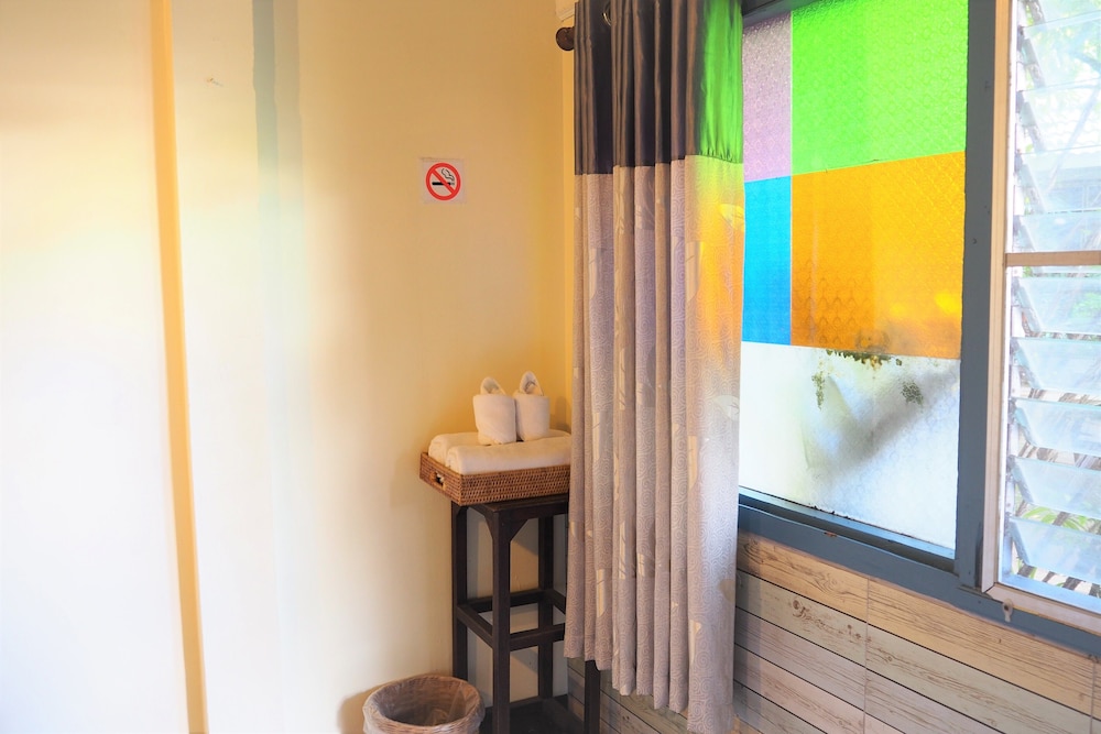 Stay With Me Guesthouse