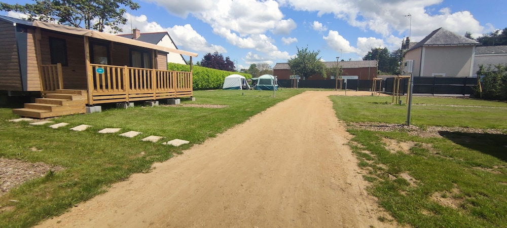 Camping du Lion d'Angers photo 3