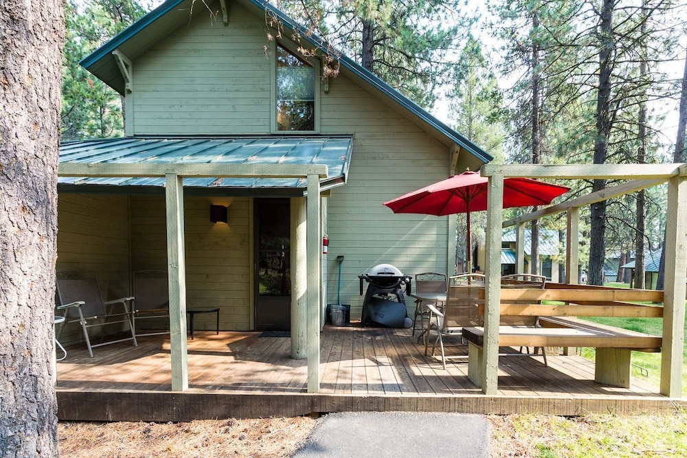 Ranch Cabin 17