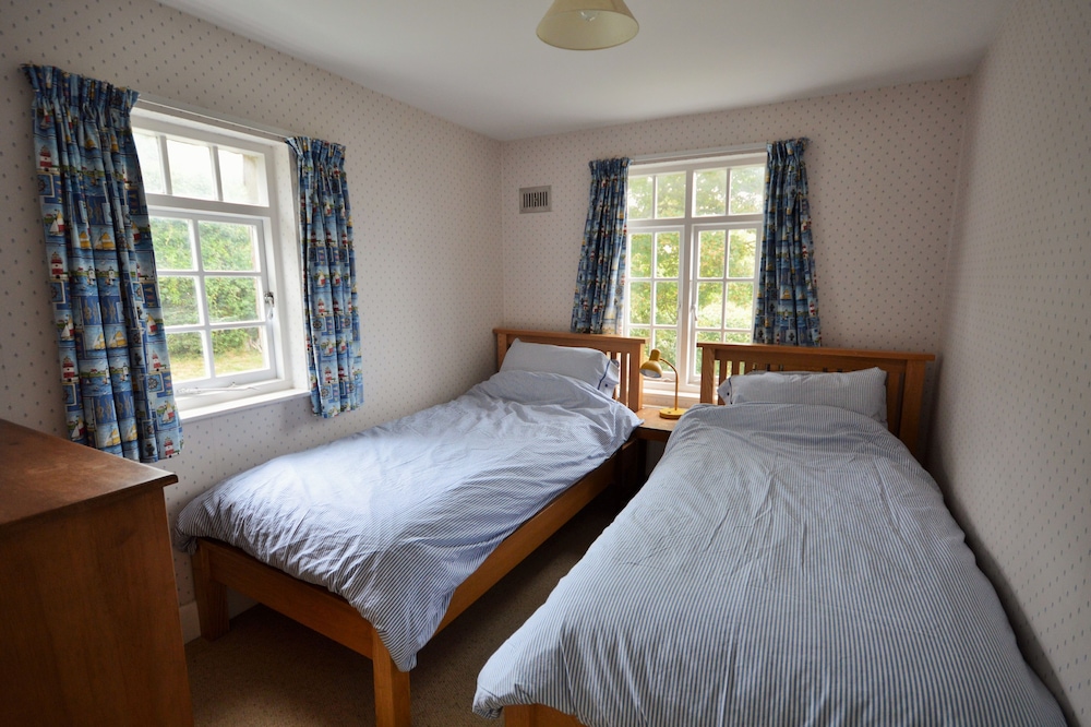 Norlands Cottage view 4