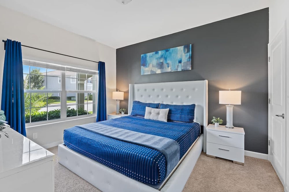 Amazing Resort Near Disney 4BR Townhome
