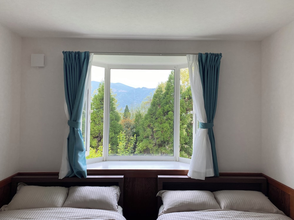 Private Room Guesthouse ORSA MINAMIASO