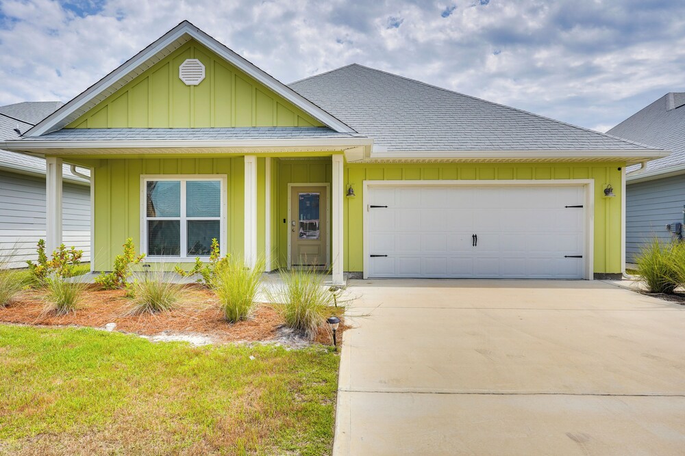 Port St Joe Home w/ Beach & Boardwalk Access!