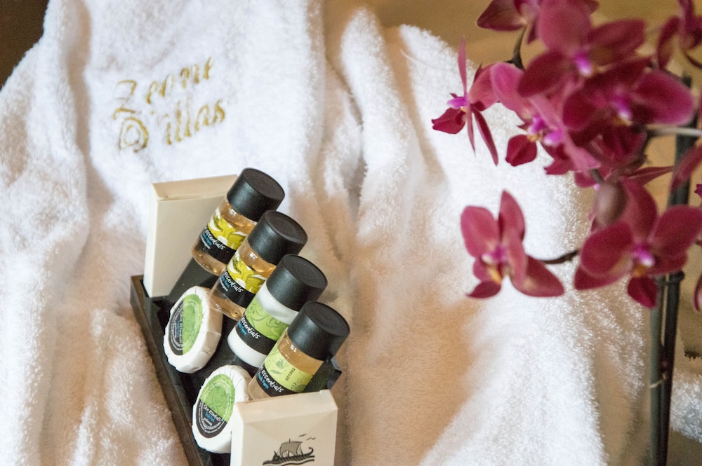 Leone Luxury Villas photo 3