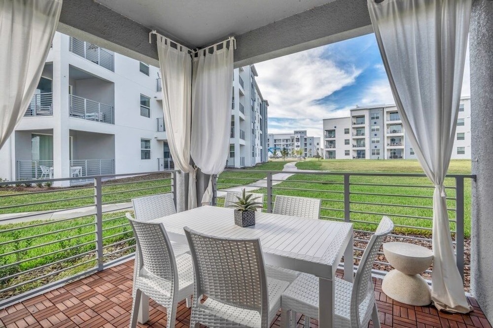 3180 Para Unit 101 3 Bedroom Townhouse