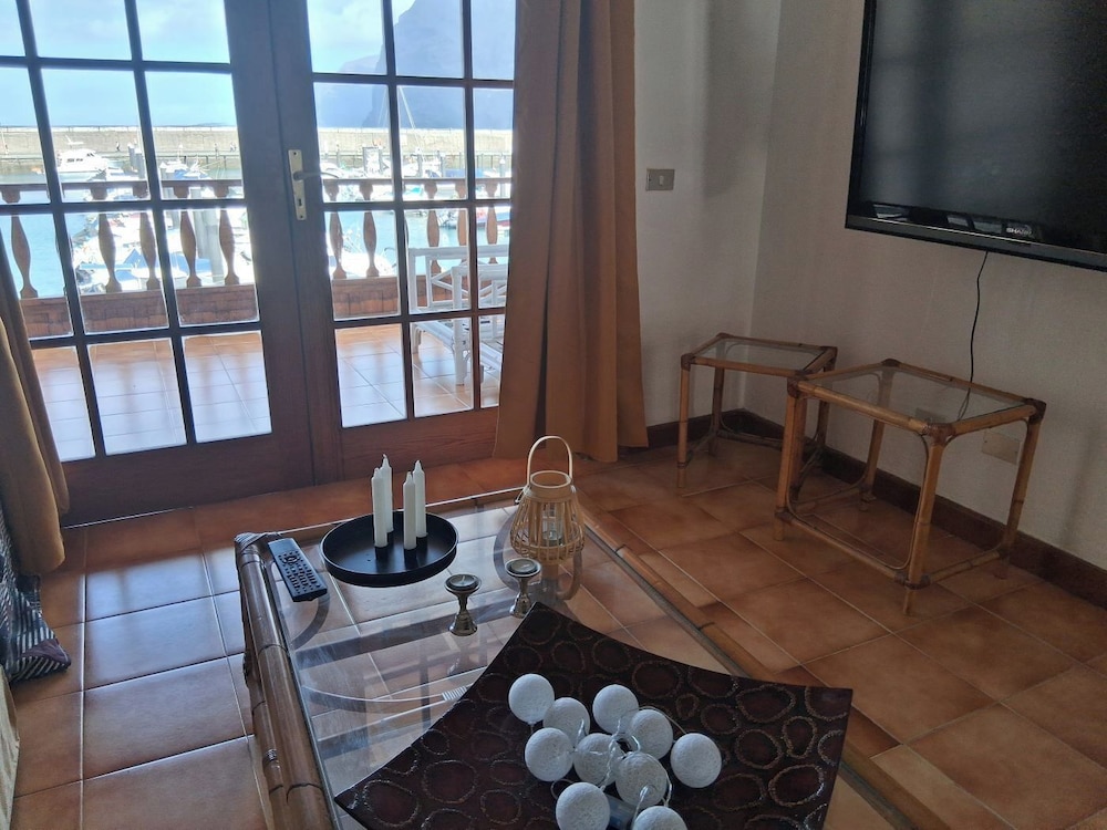 Ocean View-2 Bed-sleeps 4-marina