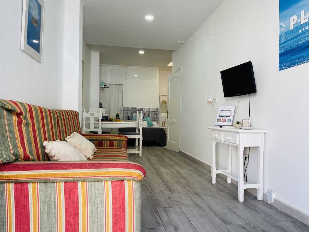 Estudio Playazo Jimena by At Home Costa del Sol