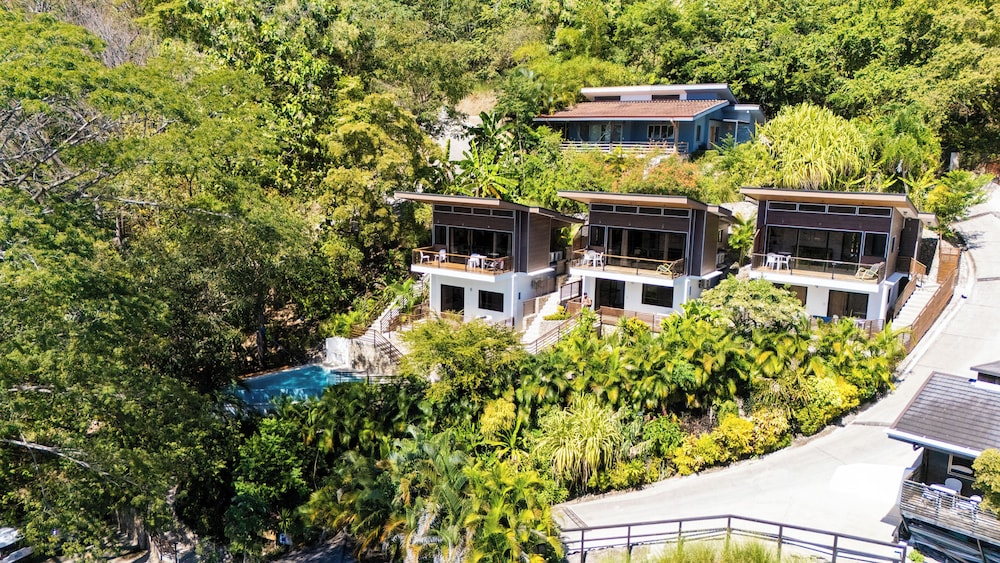 Sea View Paradise Retreat by Sea N' Rent