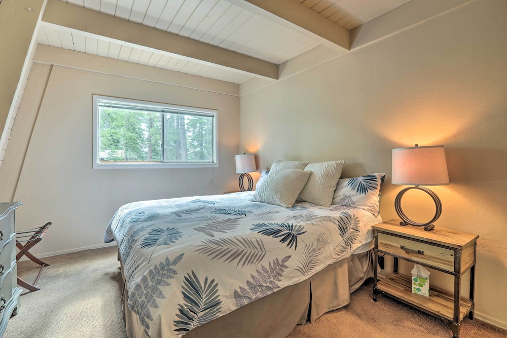 Carnelian Bay Home < 1 Mi to Tahoe Beaches - Property Image 19