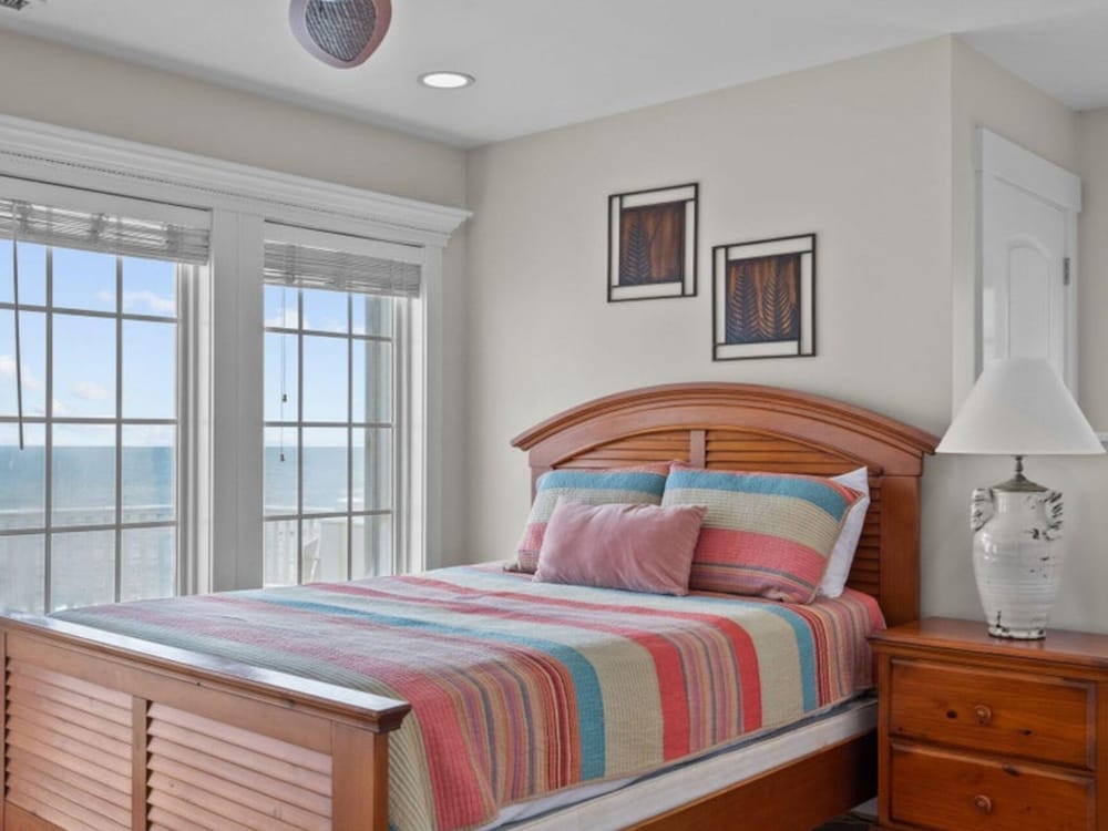 Ocean's Edge by Topsail Realty