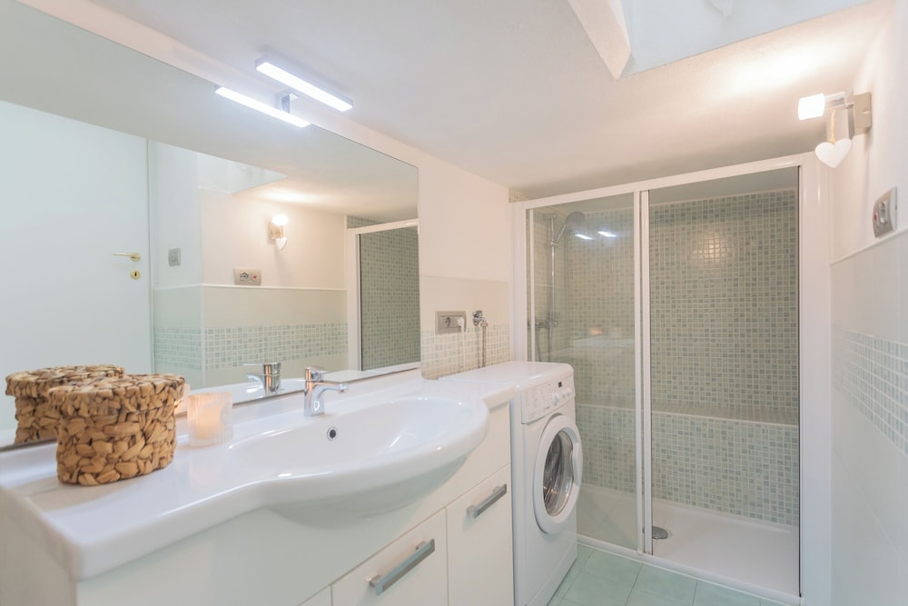 Il Timone by Rent all Como