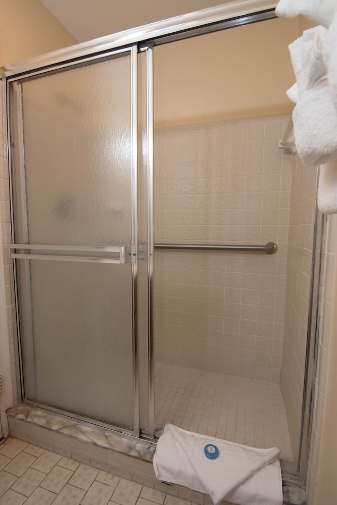 Palm Beach Waterfront Suites