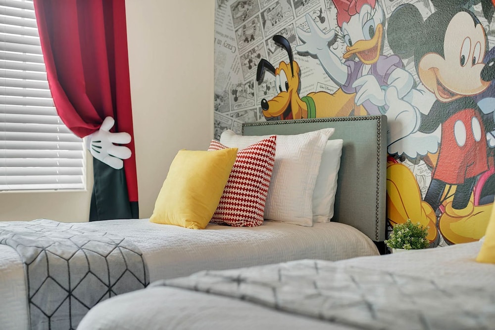 5 Bedroom Single Family Storey Lake Resort Close to Disney 4759 - Image 5