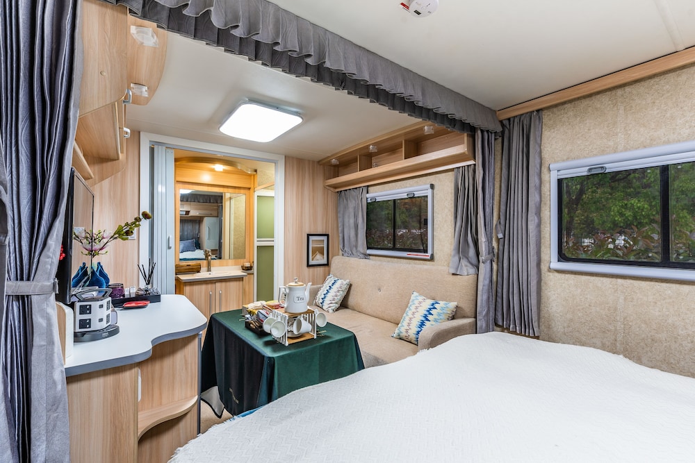 MovingCastle RV Camping view 4