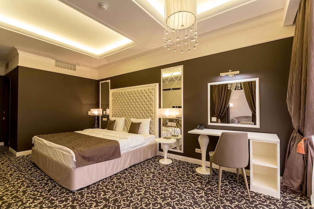 Arcadia Hotel