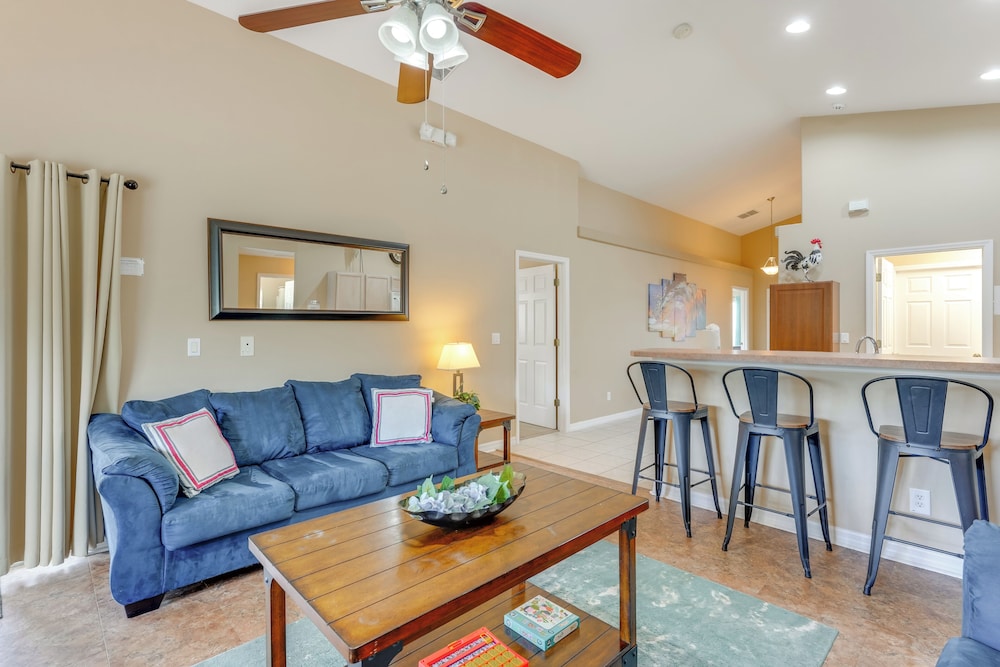 10 Mi to Wdw: Home w/ Themed Rooms, Pool & Lanai
