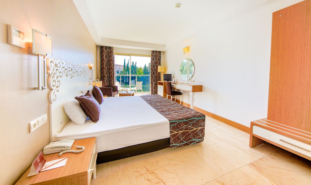 Horus Paradise Resort - Ultra All Inclusive