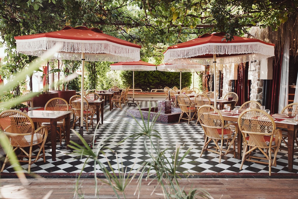 Panjur Otel Söğüt Köyü - Image 15