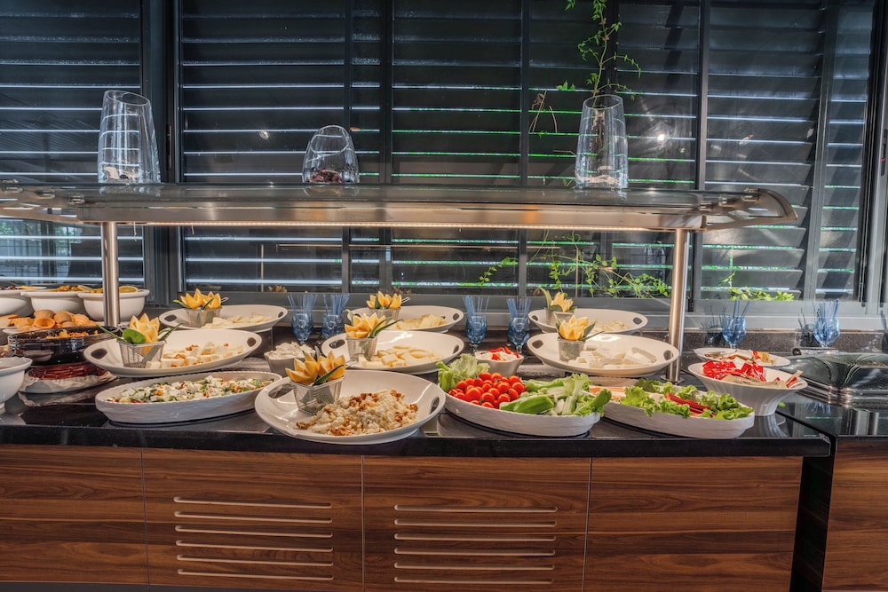 Nun By Laren Hotels - Image 79