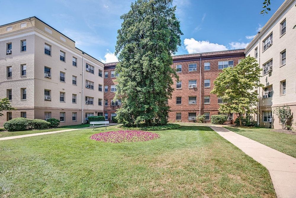 Stylish Corporate Stay in Alexandria