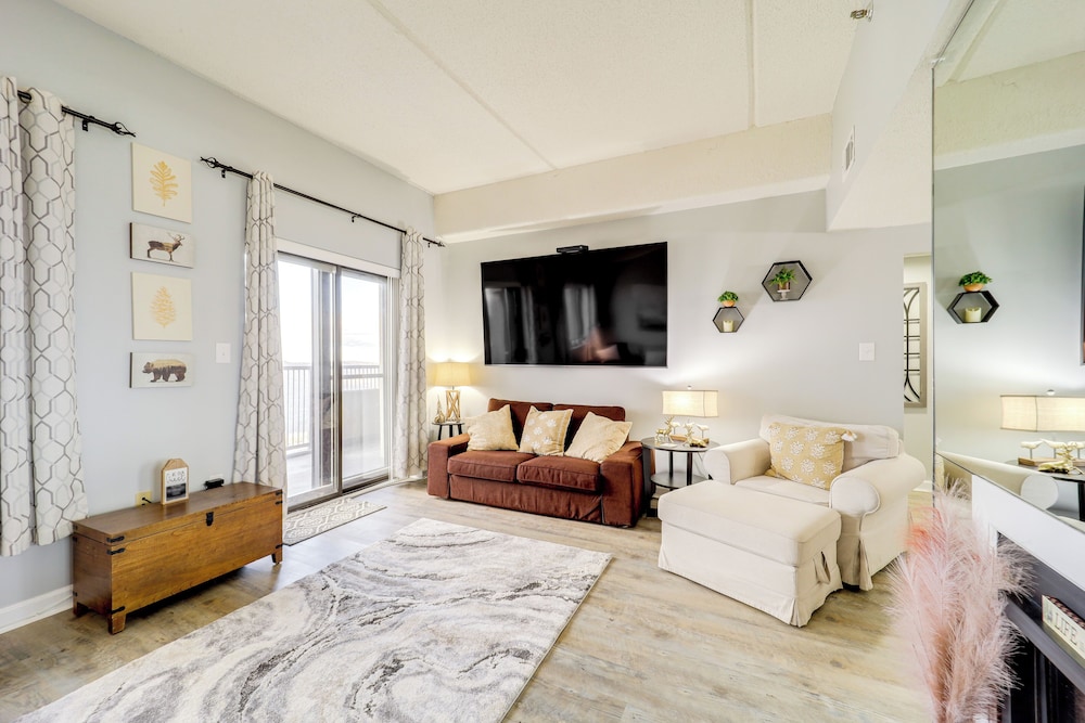 3 Mi to Sugar Mountain Ski Resort: Cozy Getaway!