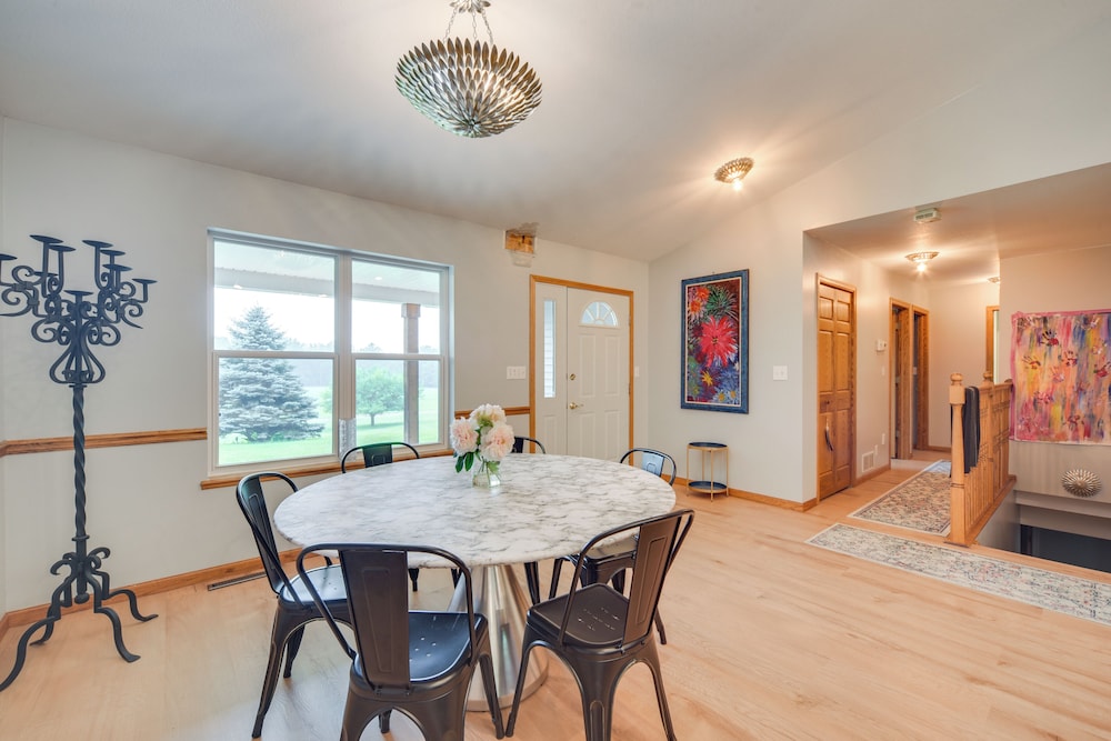 Swim Dock & Game Room: Lakefront Home in Siren!
