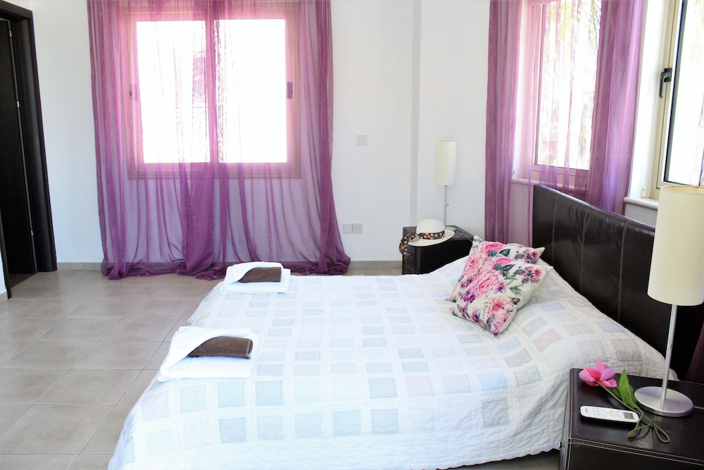Avrora Villa PV view 5