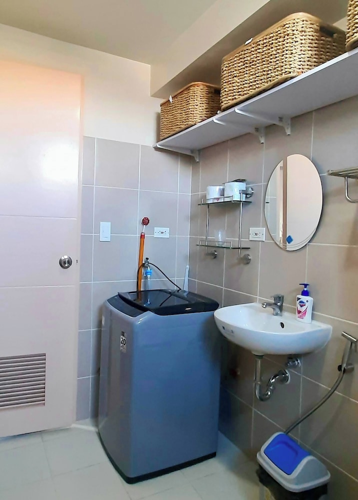 2br Unit at Asmara Near St Lukes Medical Center