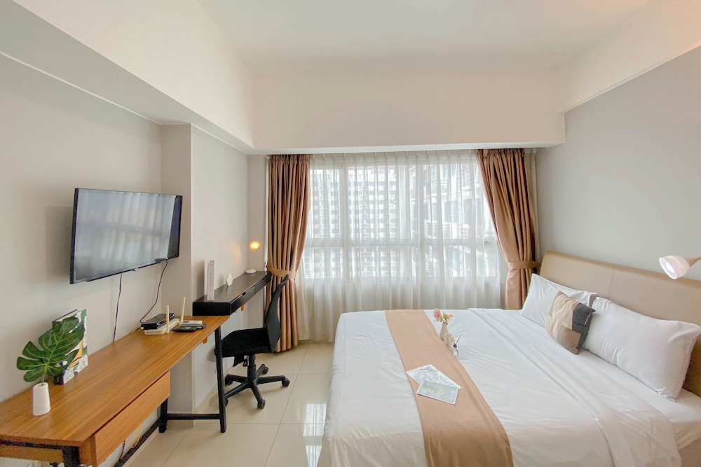 Good Location And Simply Studio Springlake Summarecon Bekasi Apartment