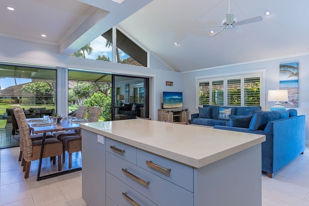 Maalaea Surf B1 2 Bedroom Condo