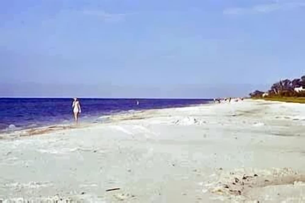 Sandalfoot Beachfront Condominium, photo 21