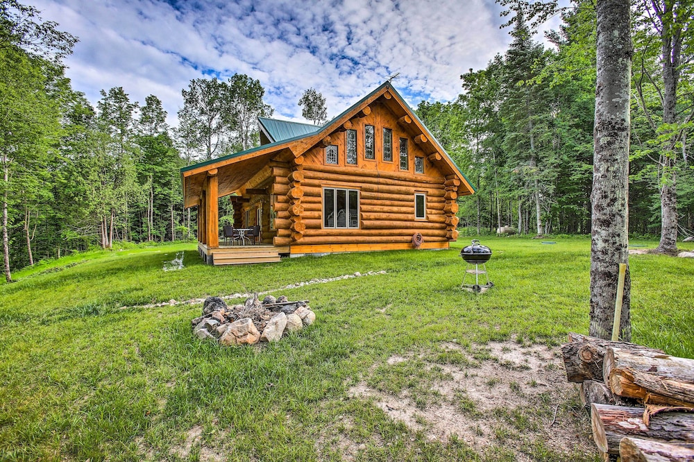 Custom Log Cabin w/ Deck & 45 Acres By Pine River! view 2