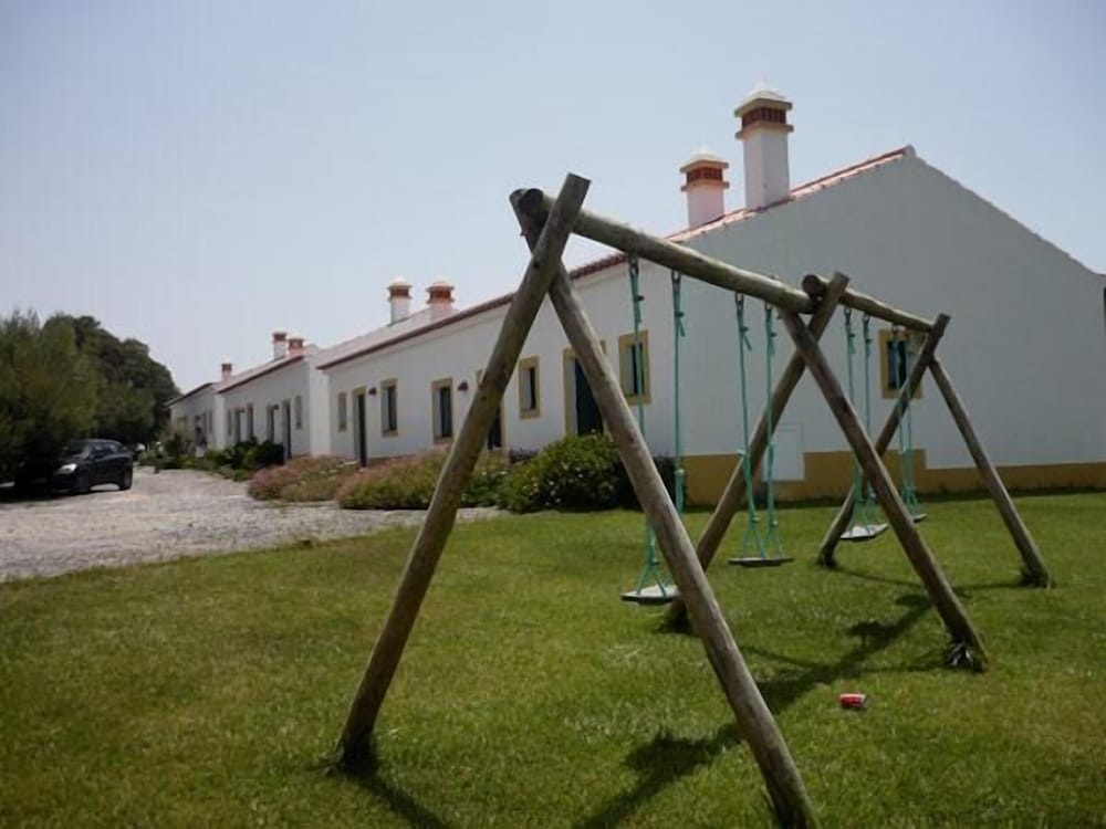 Monte Carvalhal da Rocha - Campground