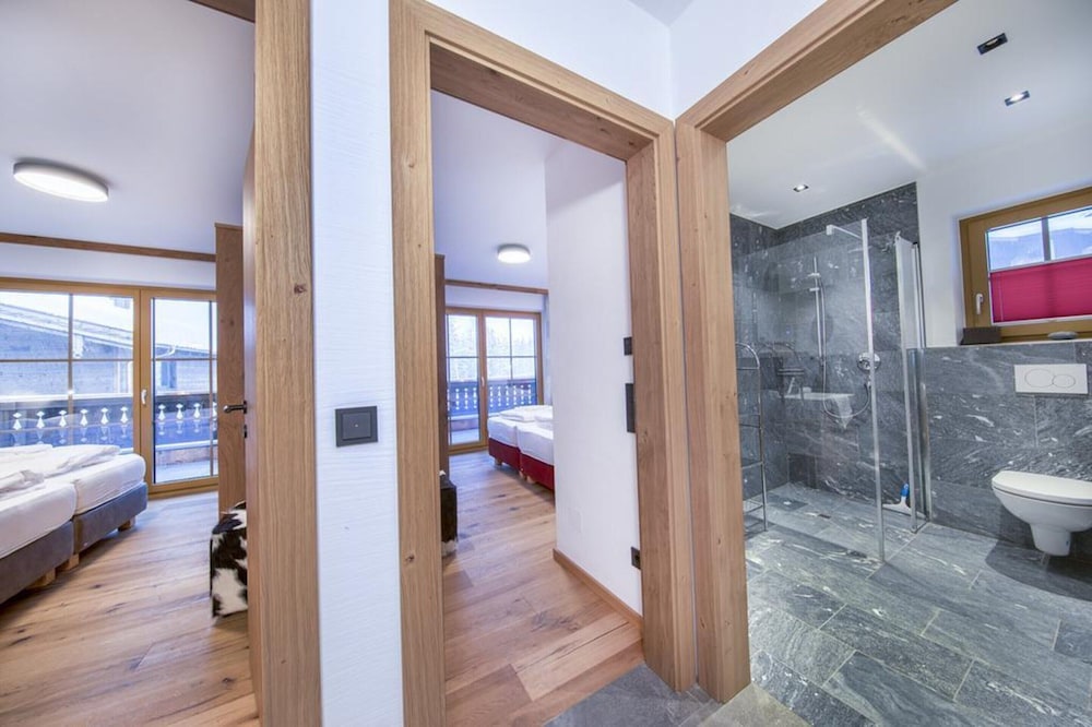 Chalet With Shared Swimming Pool