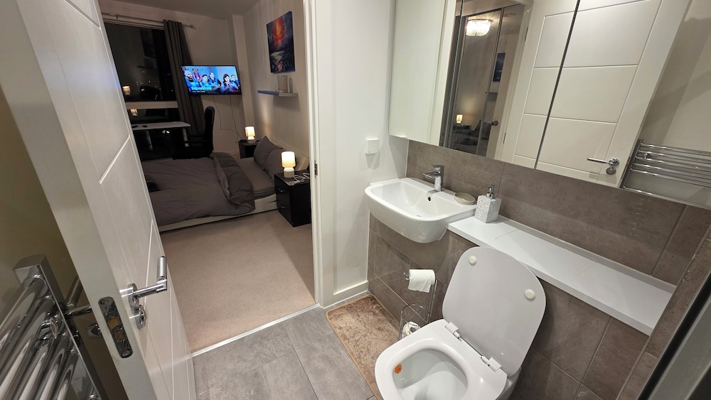 3 bedroom apartment from F&A properties