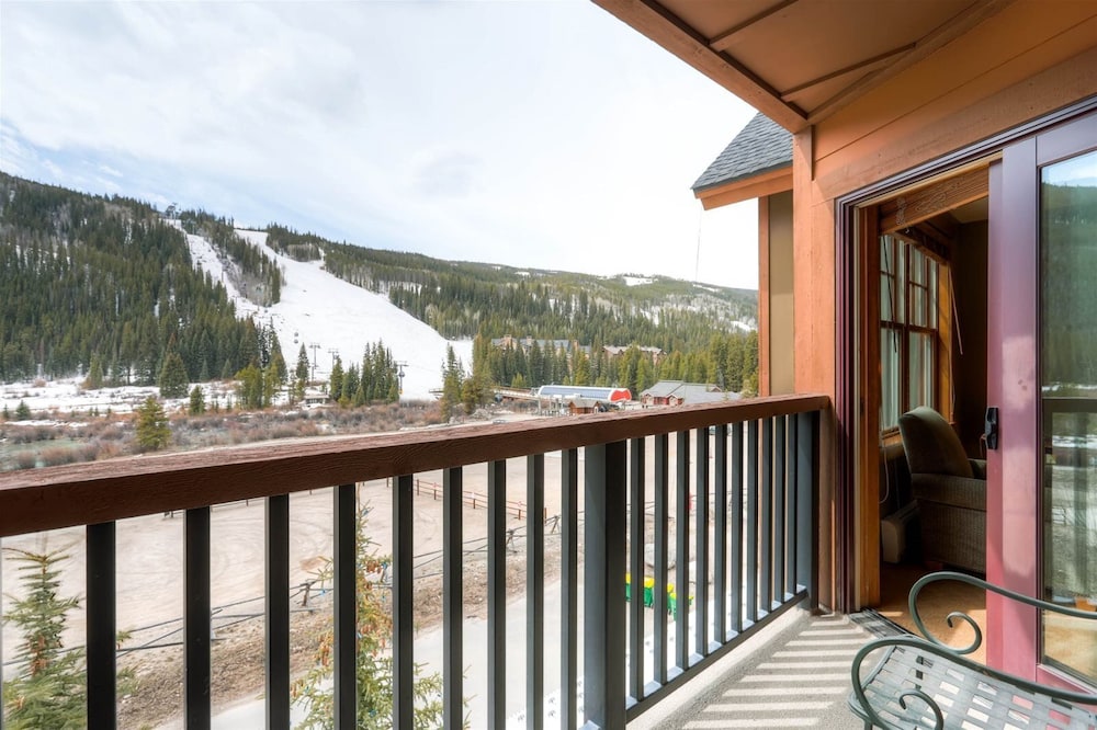 1 Bedroom Condo view 3