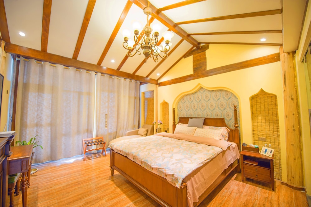 Floral Hotel Tengchong Heshun Hemuju view 3