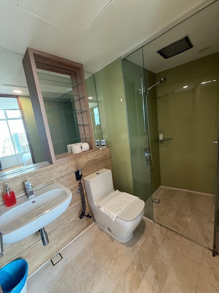 Vortex klcc apartment by comfort