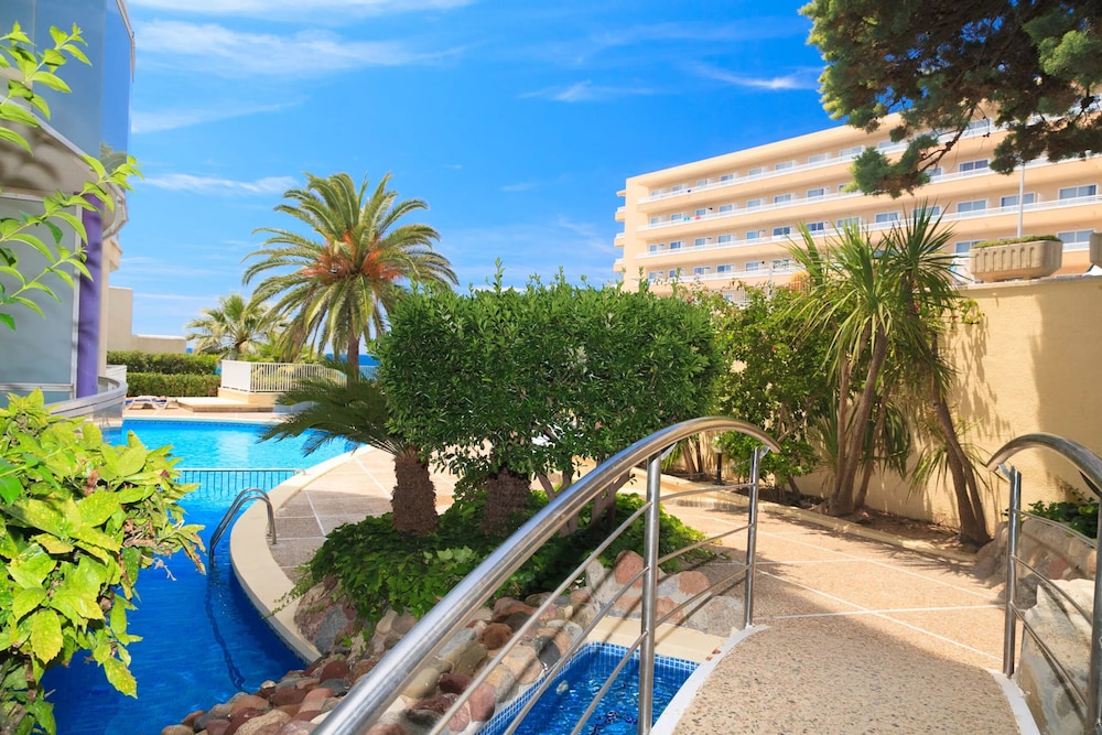 602 Cala Forn Salou Side sea Views w Direct Access to the Beach