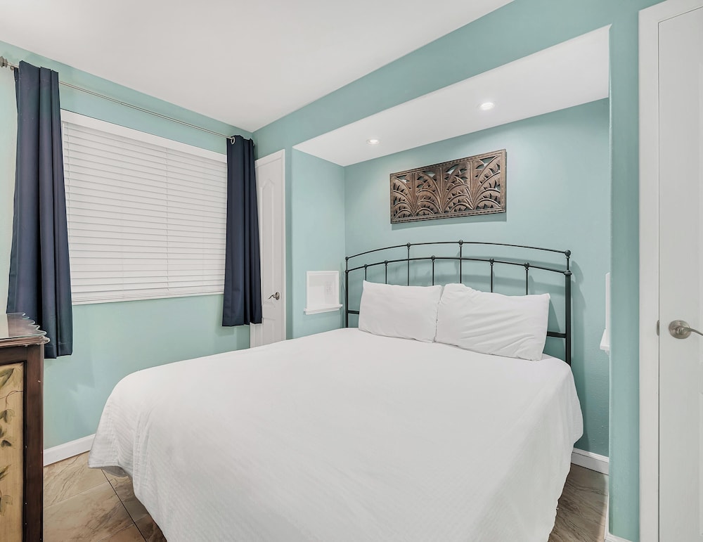 Sundestin #511 by Southern Vacation Rentals