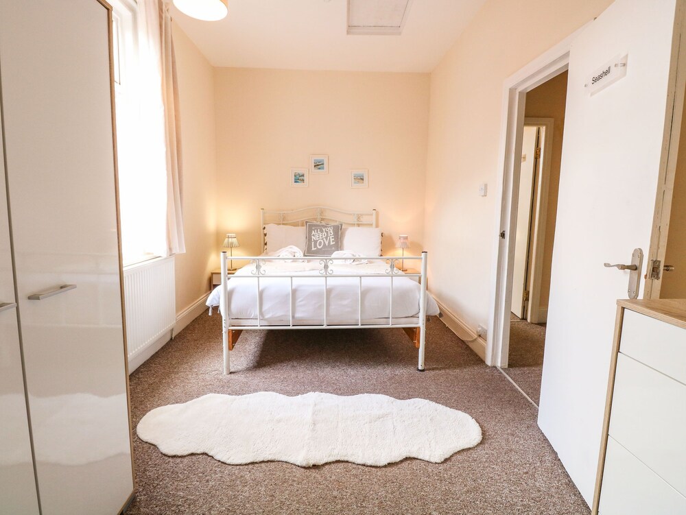 Clover Court